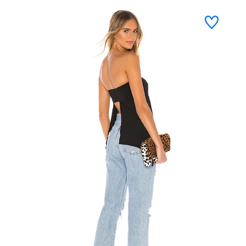 Amanda Strapless Top
superdown